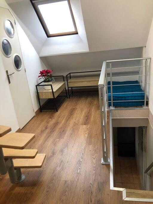 Appartement Type Loft Avec Terrasse 瑟堡 外观 照片